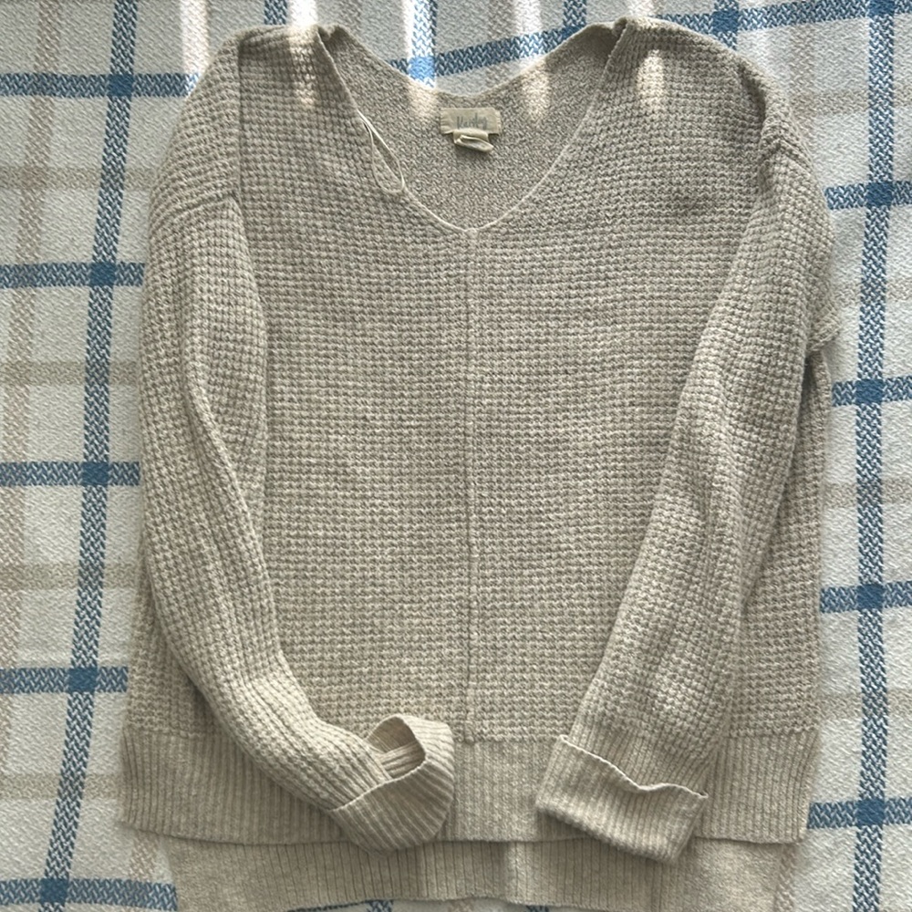 Cream knit top